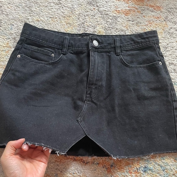 Zara Denim Black Mini Skirt size Medium - Picture 2 of 5